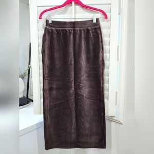 Uniqlo Corduroy Midi Skirt